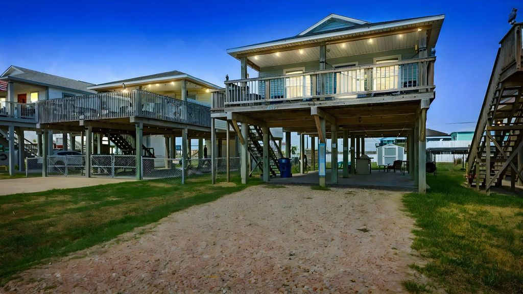 1110 Treaty Drive, Surfside Beach