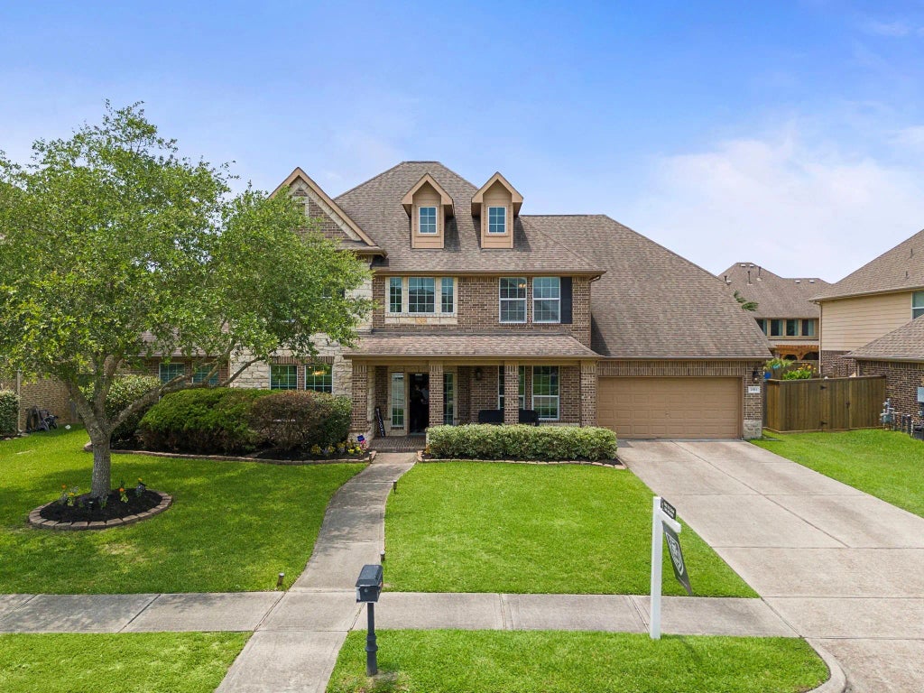 2553 Valencia Cove, League City