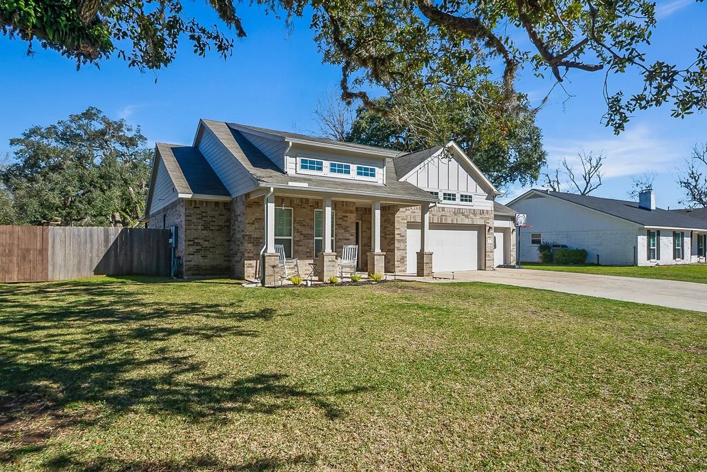 322 Wellshire Drive, West Columbia