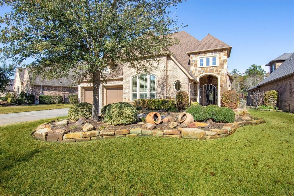 46 Lake Voyageur Drive, Spring
