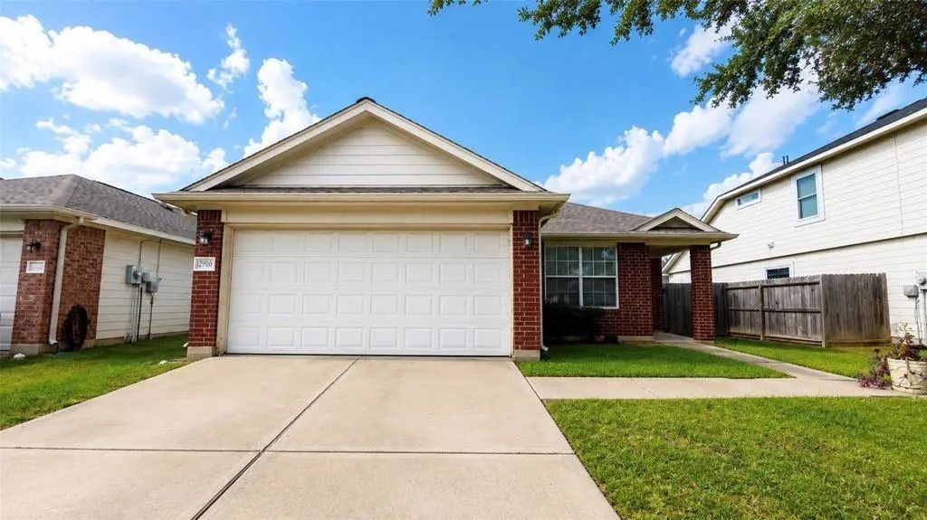 17218 Blushing Pear Court, Houston