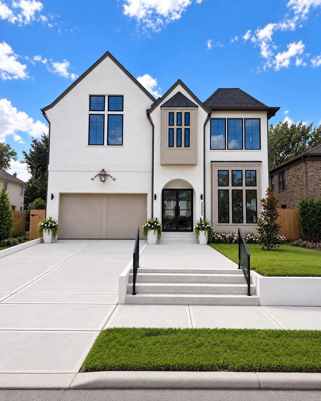 2325 Wroxton Road, Houston