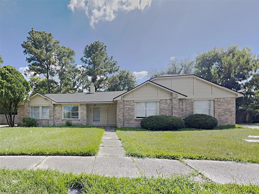 2210 Spring Dusk Lane, Spring