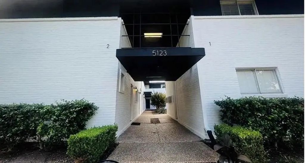 5123 Del Monte Drive 1, Houston
