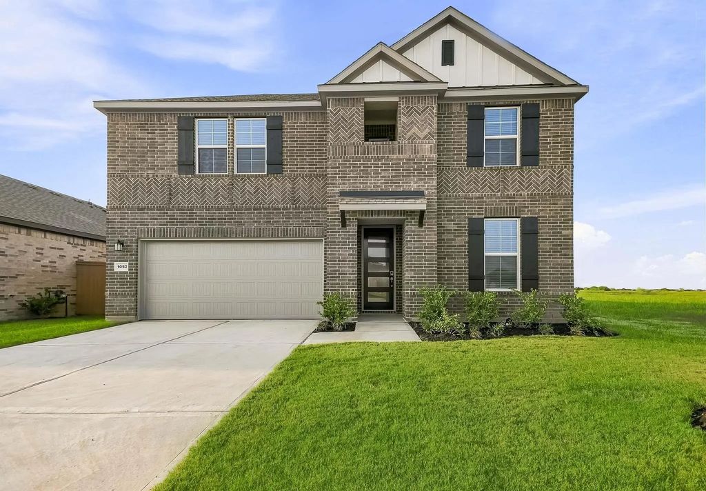 1052 Sunlit Circle, Brookshire