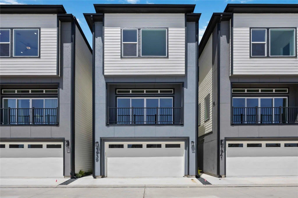 1935 Knoll Square Drive, Houston