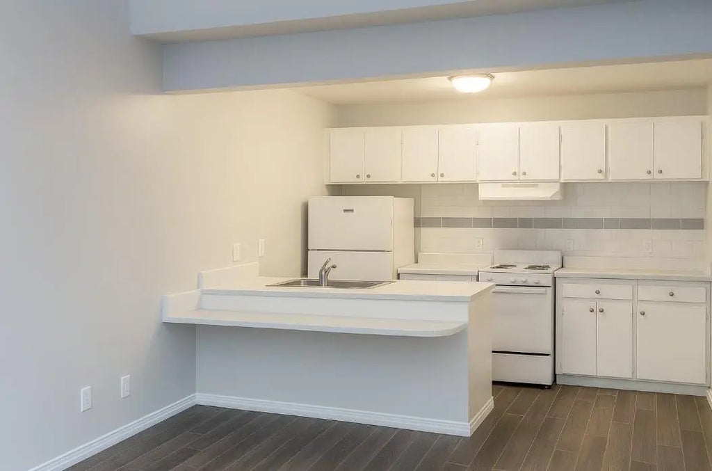 5470 W Military Drive, San Antonio