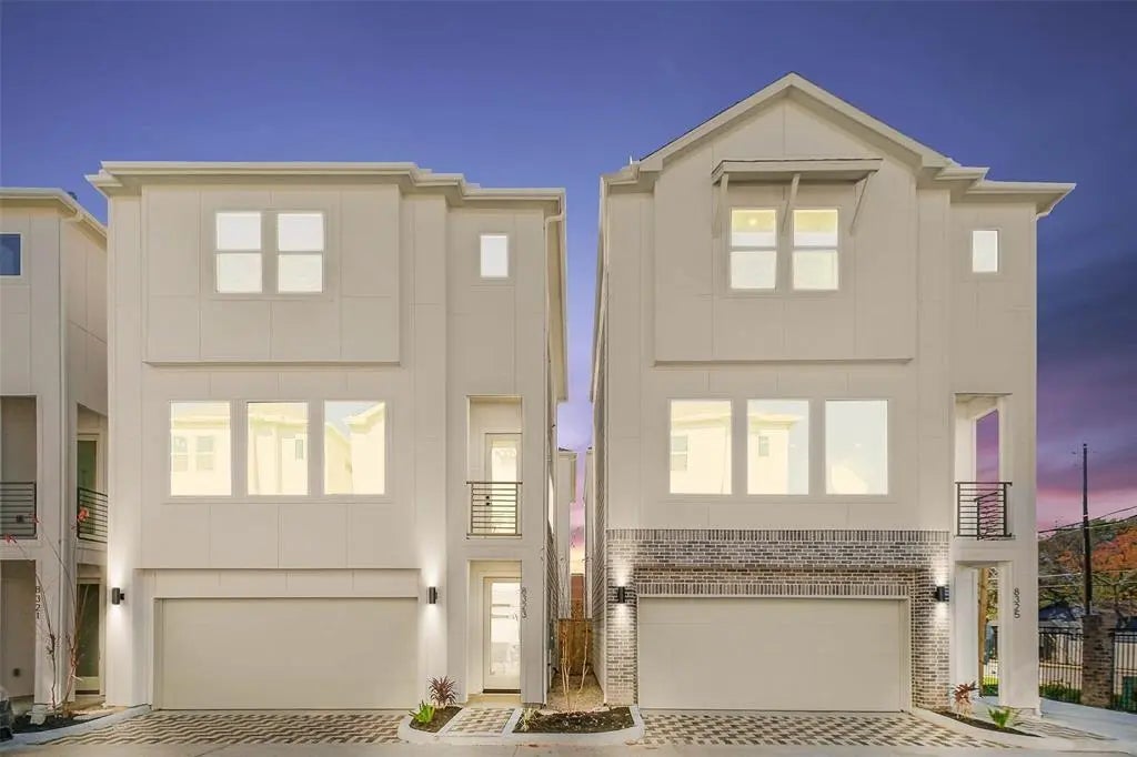 8321 Brecha Lane, Houston