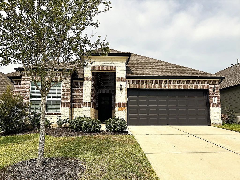 3040 Chestnut Ln, Brookshire