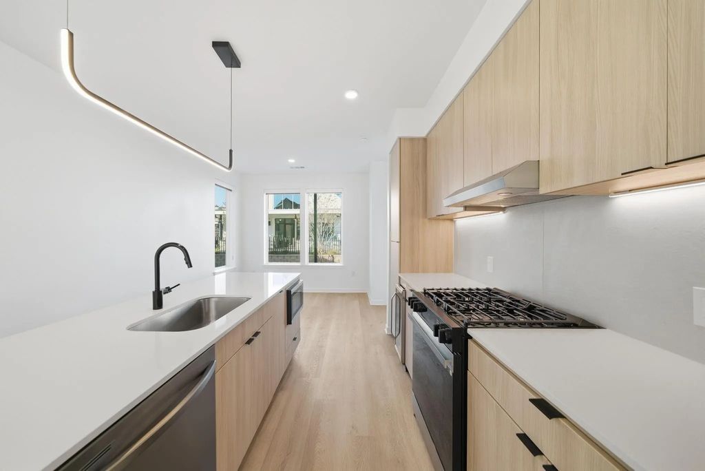 1941 Sawdust Road 161, The Woodlands