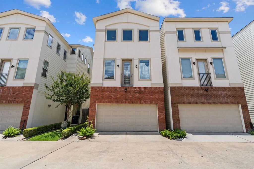 1207 Cedarpost Tree Springs Place, Houston