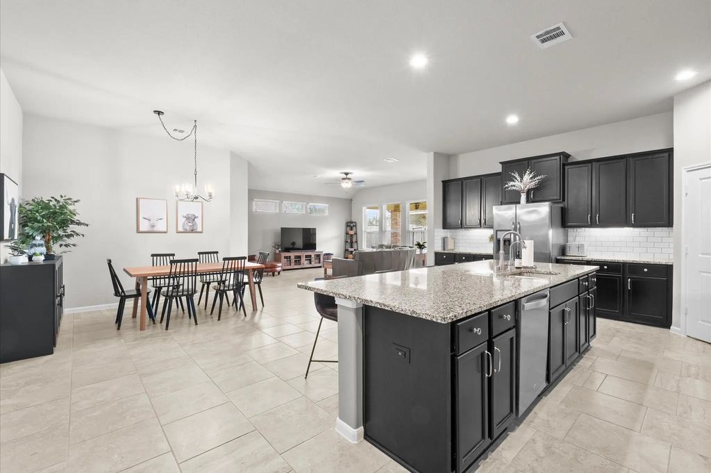 6205 Lakewood Court, League City