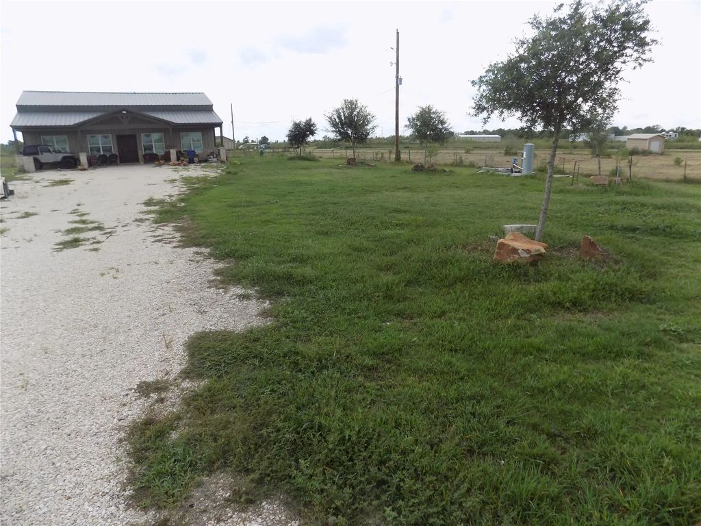 4726 County Road 45, Angleton