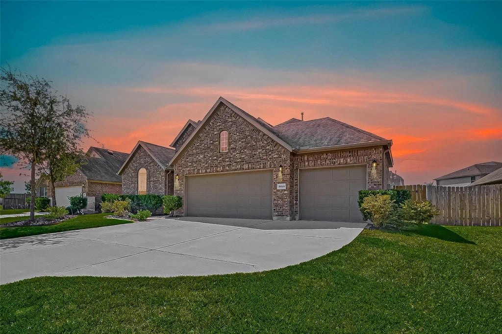 30205 Willow Chase Lane, Brookshire