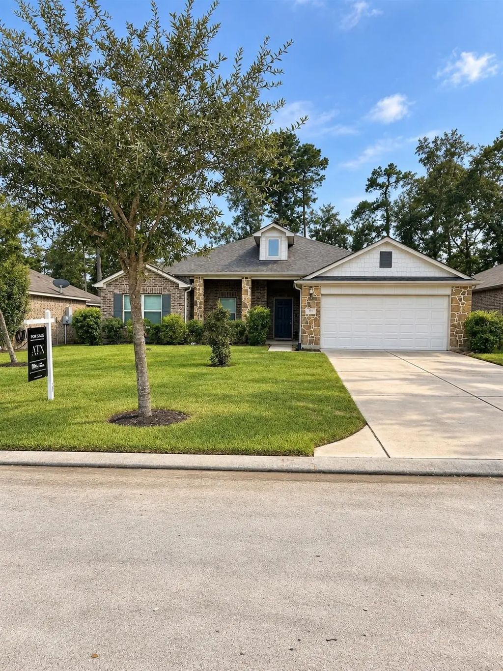 154 Valiant Ridge Trail, Magnolia