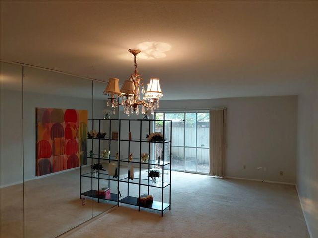 406 N Post Oak Lane, Houston