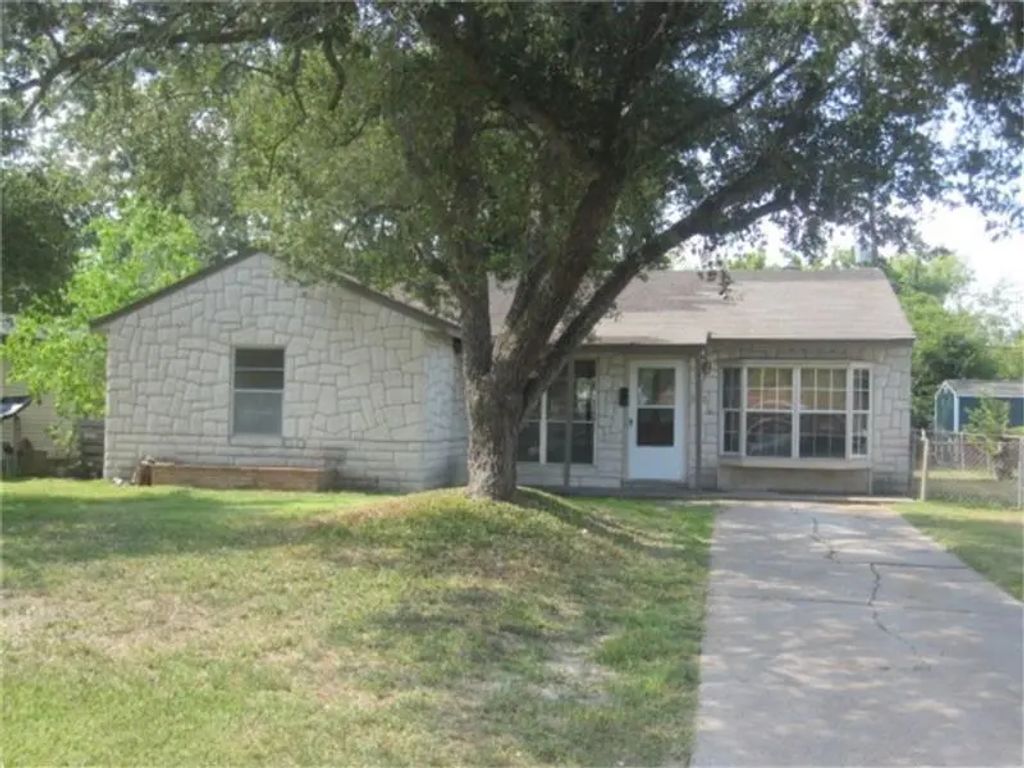 5422 Thrush Drive, Houston