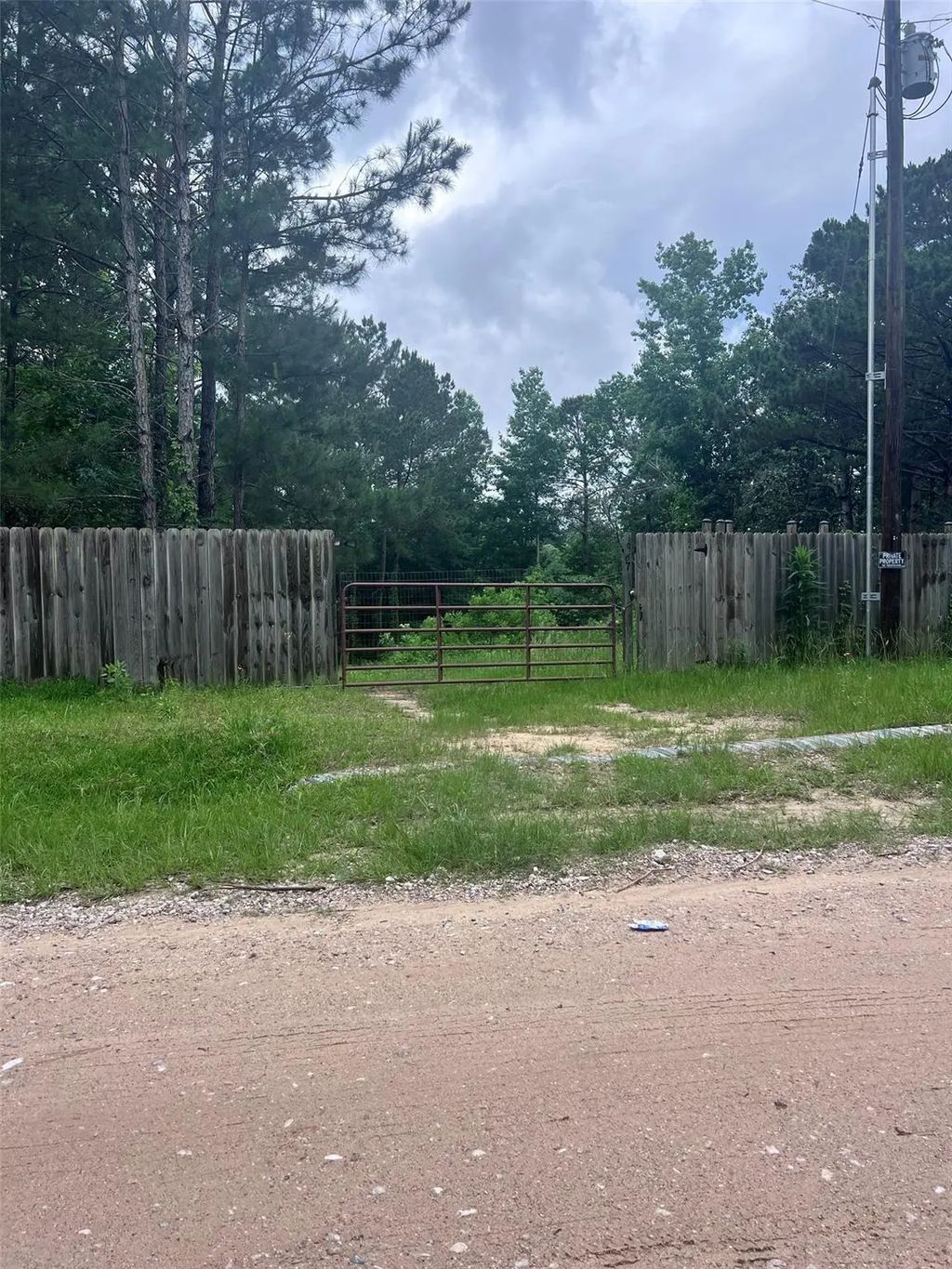 967 Big Foot Wallace Trail, Livingston