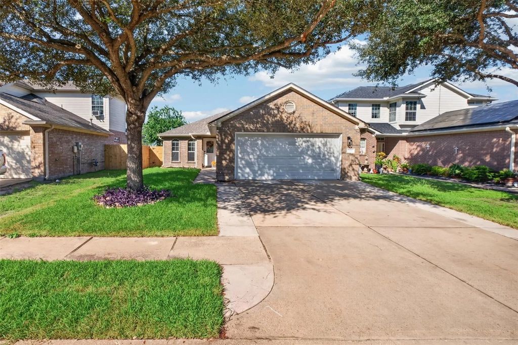 5107 Royal Cypress Drive, Katy