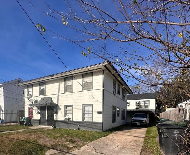 5623 Barremore Street A B 1 2, Houston