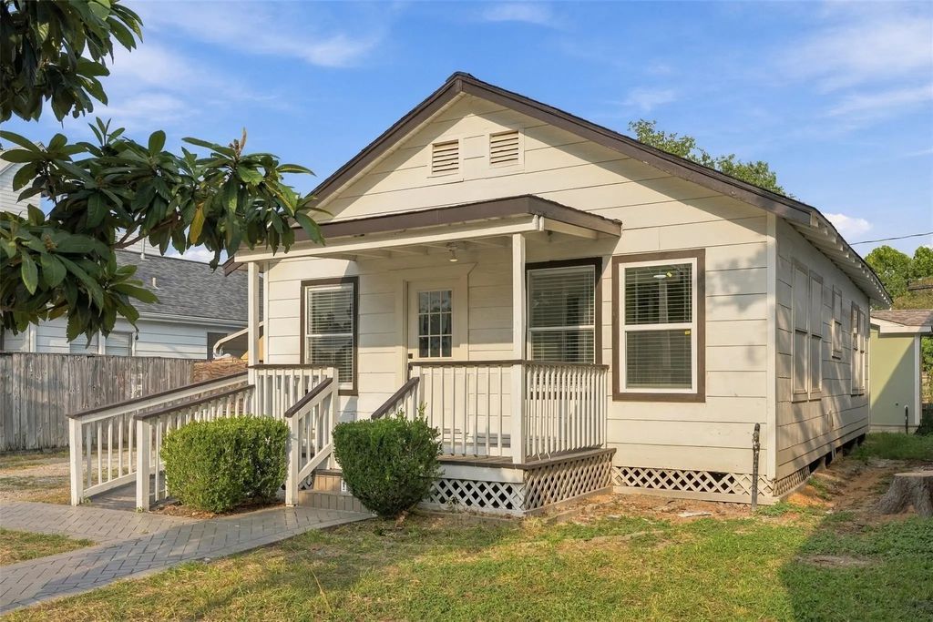 1204 Cordell Street, Houston