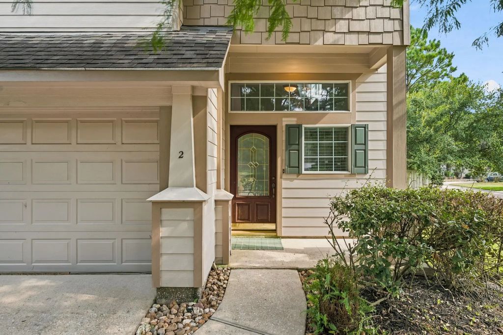 2 Stone Arrow Place, The Woodlands