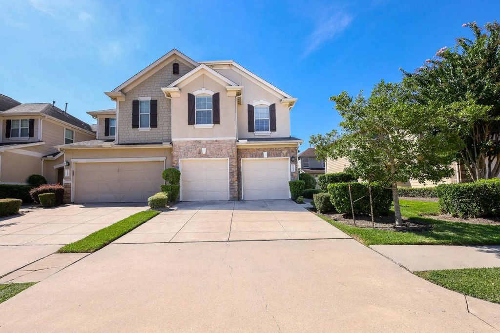 16021 Summerville Lake Drive, Tomball