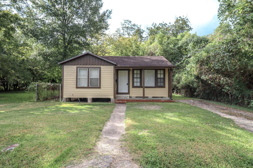 3051 W Crockett Street, Beaumont