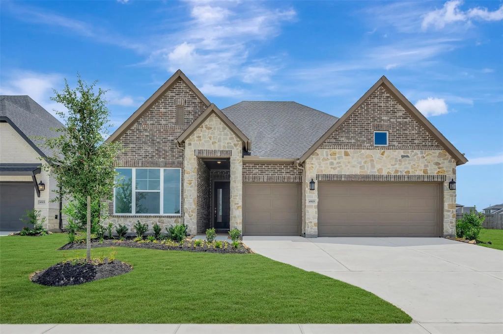 4919 Benton Woods Trail, Rosenberg