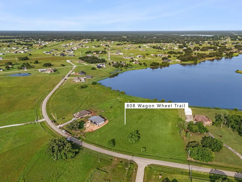 808 Wagon Wheel Trail, Angleton