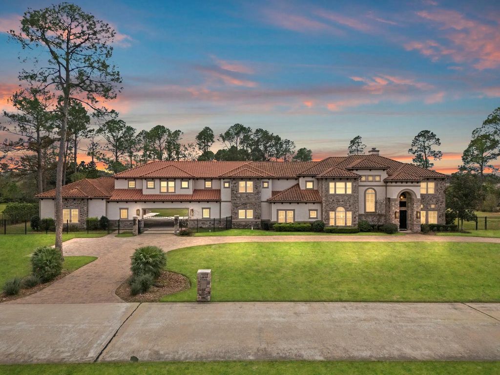 2102 Countryshire Lane, Richmond