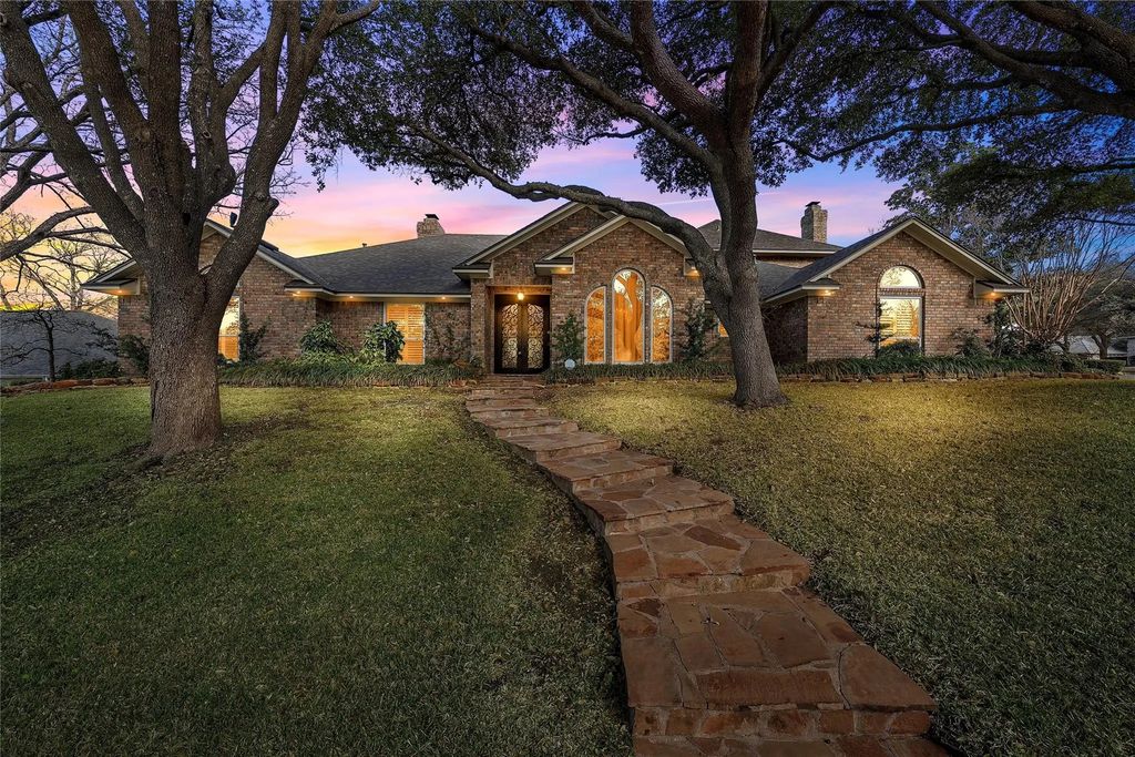 3740 Chimney Ridge Drive, Waco