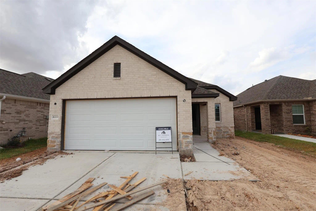 8223 Blue Shell Lane, Cypress