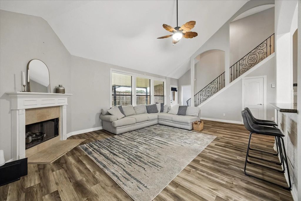16542 Crossfield Drive, Houston