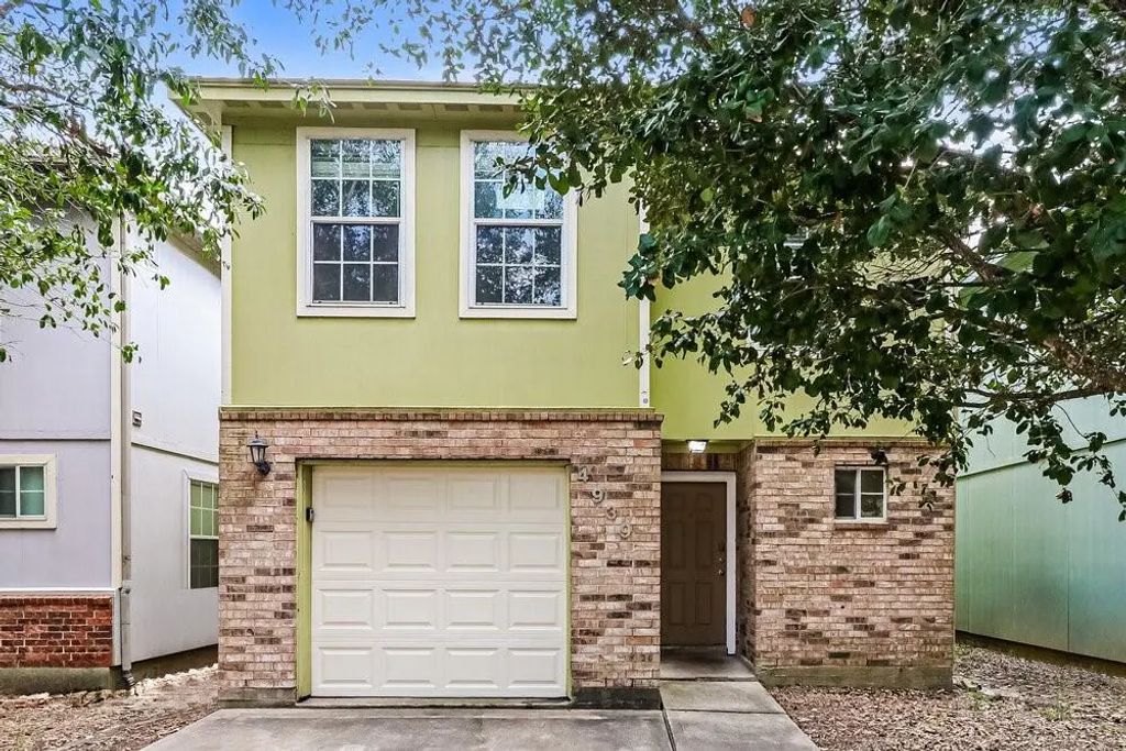 4939 S Cancun Drive, Houston