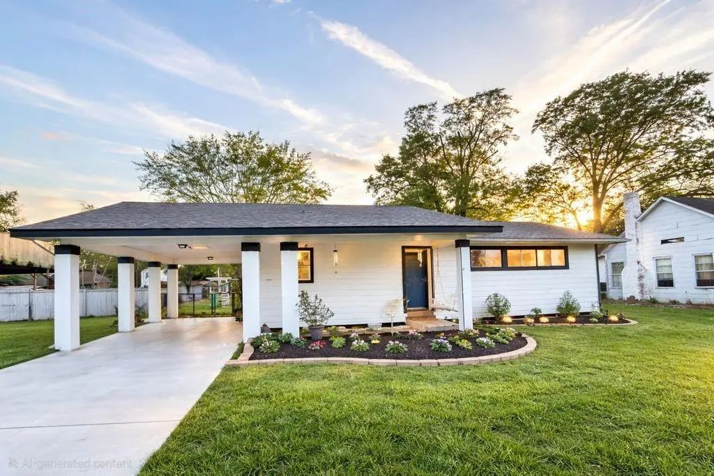 515 E Prairie Avenue, Eagle Lake