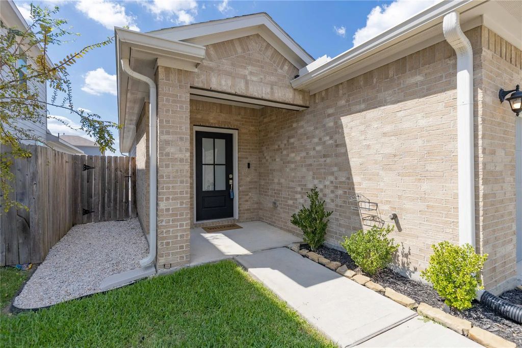 24751 Russet Bluff Trail, Houston
