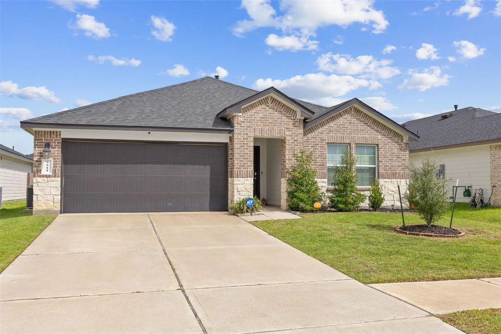 7511 Carson Court, Rosharon