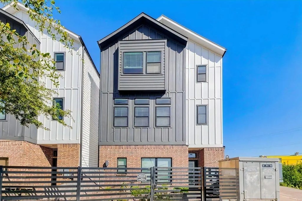 334 Eastwood Street, Houston