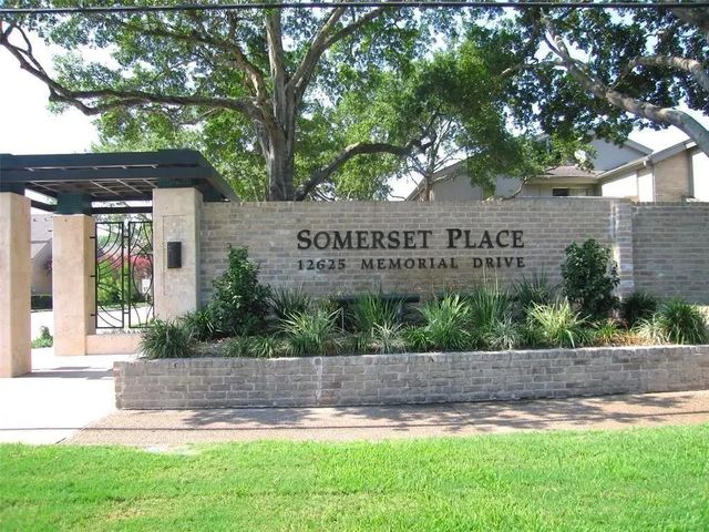 12625 Memorial Drive 127, Houston