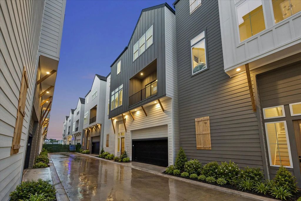 1181 W 19th Street, Houston