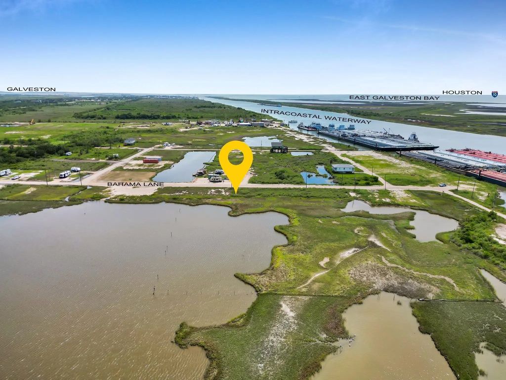 1422 Bahama Lane, Port Bolivar