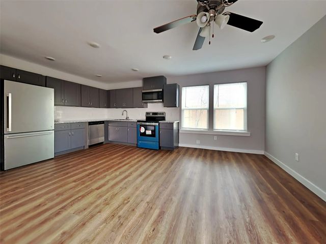 8639 Sunderland Road, Houston