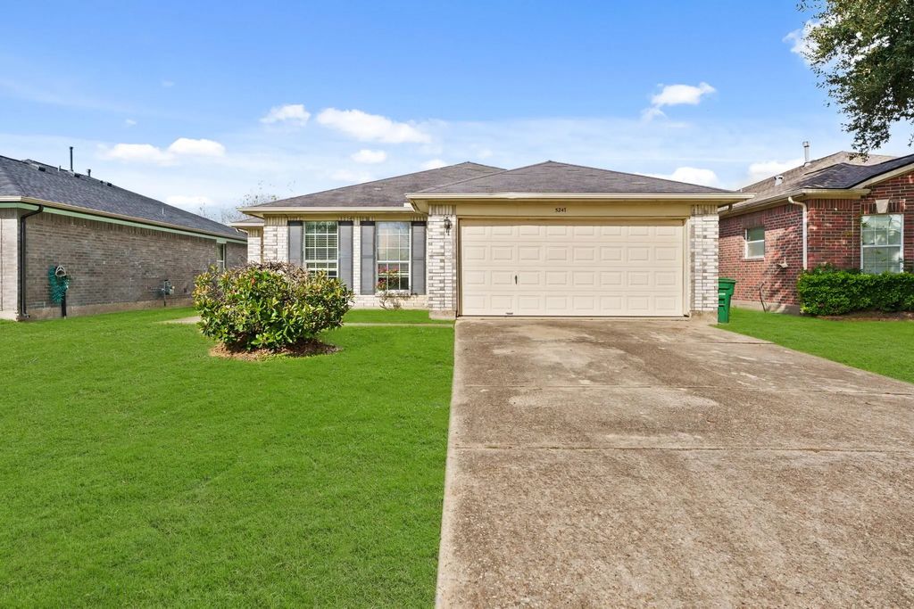 5247 Panay Park Drive, Houston
