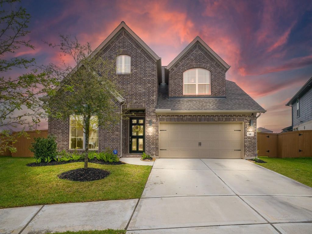 608 Malibu Pines Drive, Katy