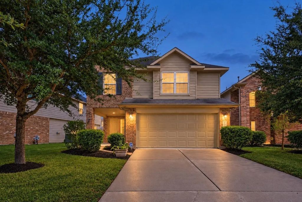 11803 Red Hummingbird Drive, Houston