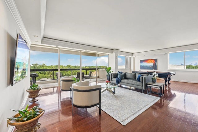 49 Briar Hollow Lane 702, Houston