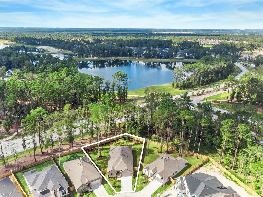 8206 Boundary Waters Drive, Porter