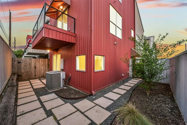 355 Sydnor Street, Houston
