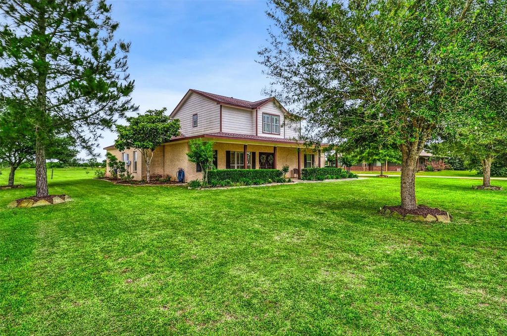 3026 Dees Circle, Sealy
